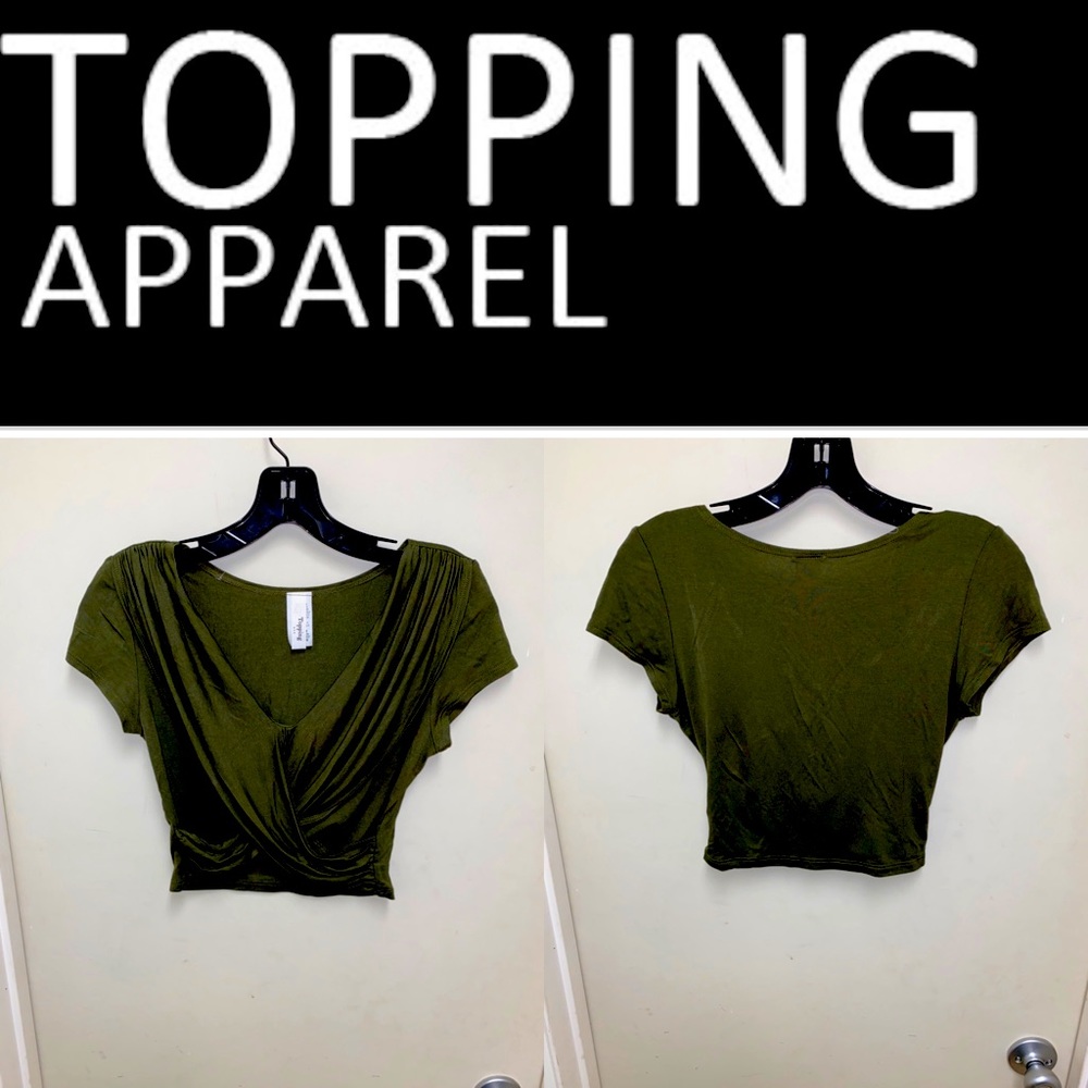Topping Apparel V neck draped front crop top 💕